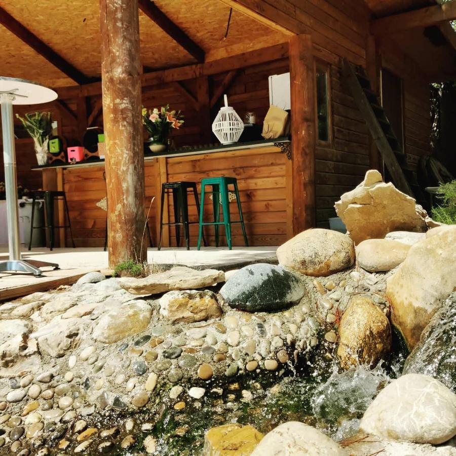 L'Etang Des Cigales Appartement Uchaux Buitenkant foto